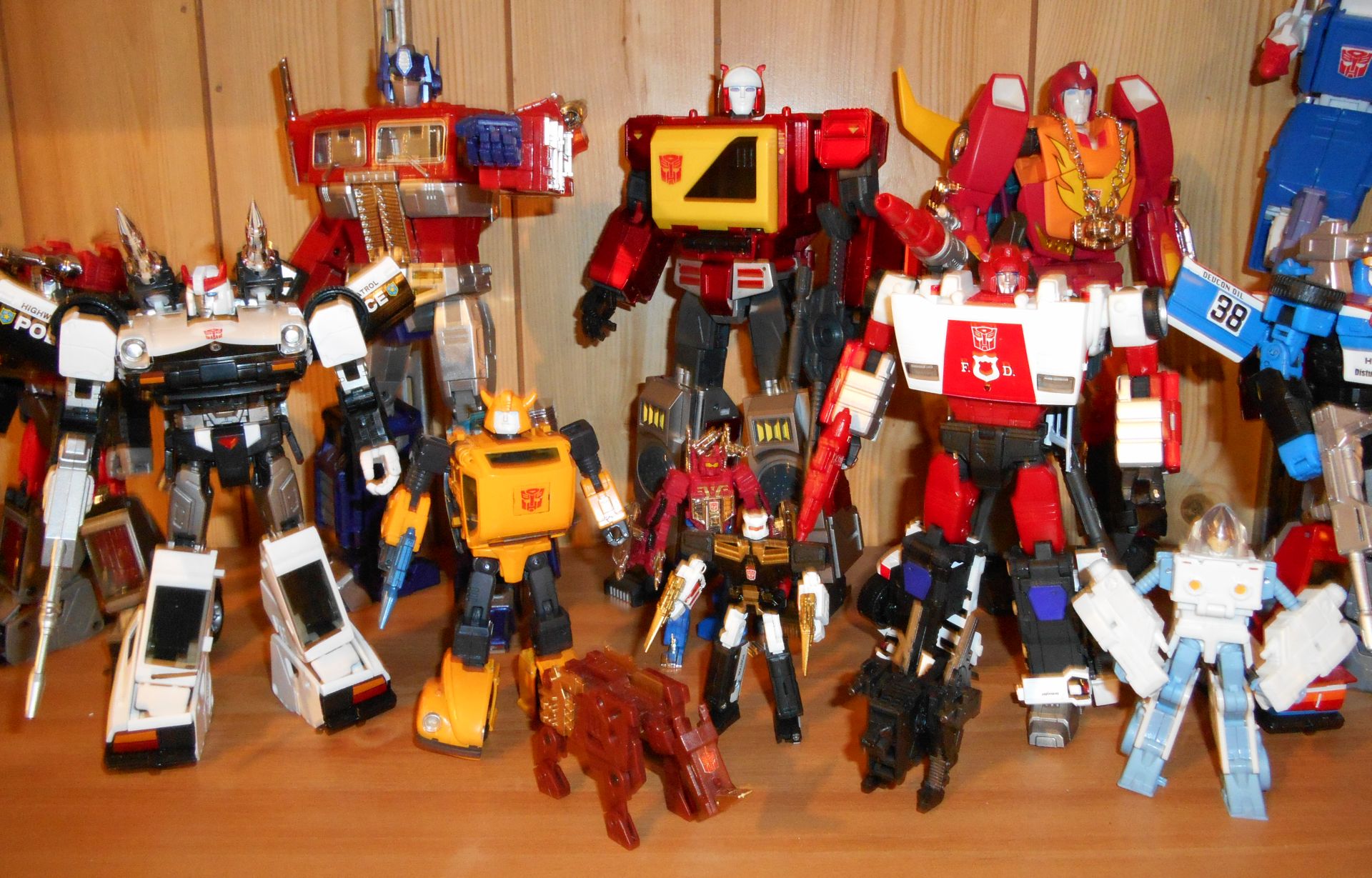 MP-Autobots-03.jpg