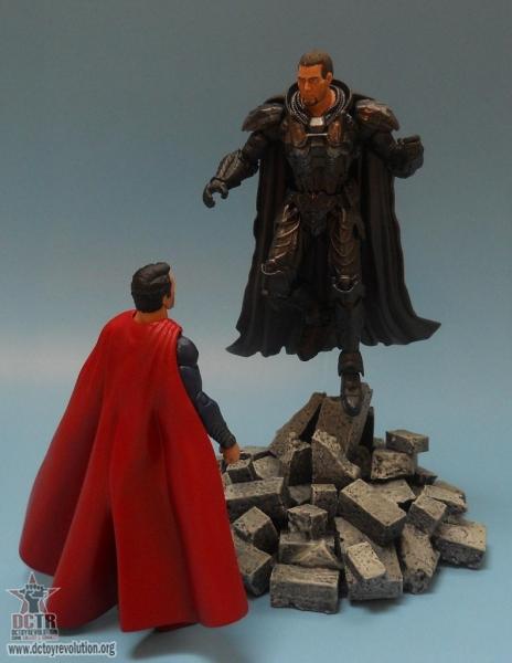 Man of Steel Movie Masters Superman Vs. General Zod